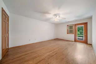 11014 Mequon Square Dr, Mequon, WI 53092 - Photo 21