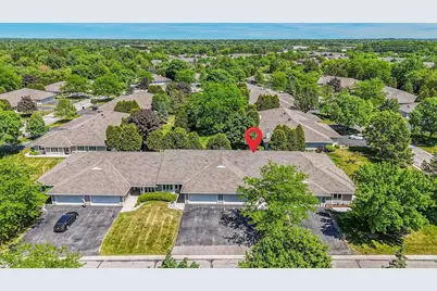 11014 Mequon Square Drive, Mequon, WI 53092 - Photo 47