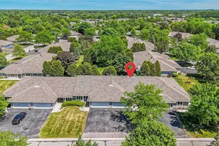 11014 Mequon Square Dr, Mequon, WI 53092 - Photo 47