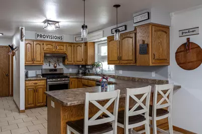 W2593 Colonial Court, Appleton, WI 54915 - Photo 7