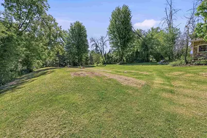 W7974 Thomaswood Trail, Fond du Lac, WI 54937 - Photo 35