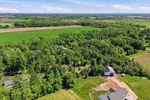 W7974 Thomaswood Trail, Fond du Lac, WI 54937 - Photo 51
