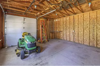 W7974 Thomaswood Trail, Fond du Lac, WI 54937 - Photo 39