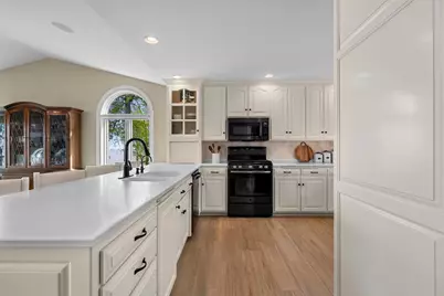 5035 Edgewater Beach Road, Green Bay, WI 54311 - Photo 17