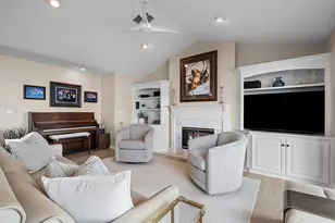 5035 Edgewater Beach Rd, Green Bay, WI 54311 - Photo 9