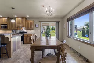 N1903 Swanee Cir, Greenville, WI 54942 - Photo 9
