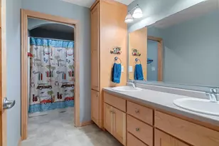 3128 Warm Springs Dr, Green Bay, WI 54311 - Photo 39