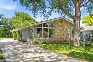 74 S Reserve Ave, Fond du Lac, WI 54935 - Photo 1