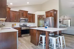 1024 N Summer Breeze Ln, Greenville, WI 54942 - Photo 5