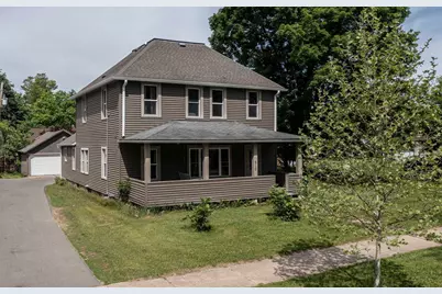 510 S Division Street, Waupaca, WI 54981 - Photo 1