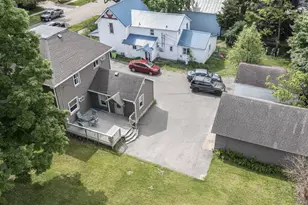 510 S Division St, Waupaca, WI 54981 - Photo 3