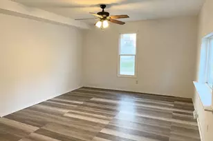 241 Frontier St, Berlin, WI 54923 - Photo 3