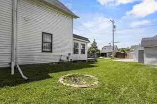 142 N Main St, Kimberly, WI 54136 - Photo 7