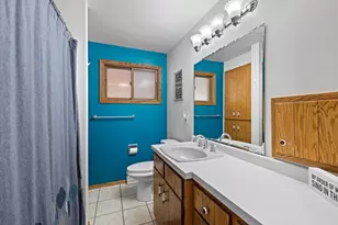 906 Bluebird St, De Pere, WI 54115 - Photo 25