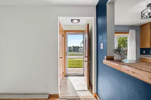 906 Bluebird St, De Pere, WI 54115 - Photo 5