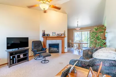 305 Spencer Street, Green Bay, WI 54303 - Photo 9