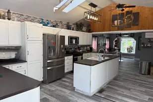 208 Michigan Ave, Crystal Falls, MI 49920 - Photo 11
