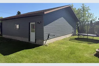 208 Michigan Avenue, Crystal Falls, MI 49920 - Photo 3