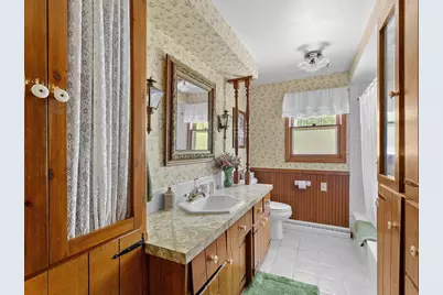 430 W Redwood Place, Sturgeon Bay, WI 54235 - Photo 11