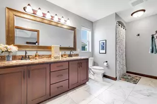 4233 Gaibrielles Gate Dr, Green Bay, WI 54313 - Photo 13