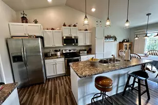 2300 Mayek Dr, Waupaca, WI 54981 - Photo 9