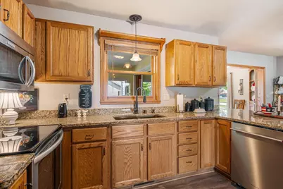 W6108 Long Court, Appleton, WI 54914 - Photo 9