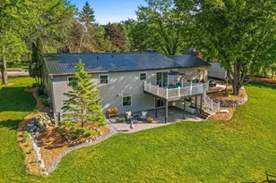 201 Lakeside Dr, Clintonville, WI 54929 - Photo 3