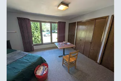 1015 Maricopa Drive, Oshkosh, WI 54904 - Photo 9