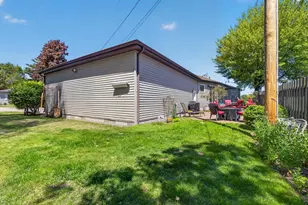2829 Riverside Ave, Marinette, WI 54143 - Photo 5