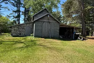 188 7th St, Clintonville, WI 54929 - Photo 7