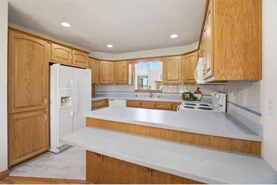 W2048 Evergreen Drive, Kaukauna, WI 54130 - Photo 11
