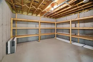 W2048 Evergreen Dr, Kaukauna, WI 54130 - Photo 35