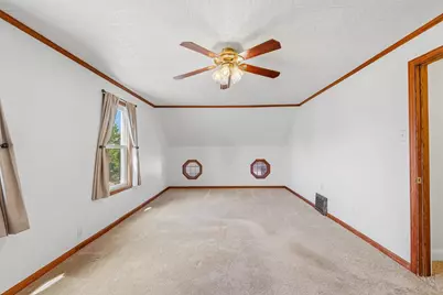 940 W 6th Avenue, Oshkosh, WI 54902 - Photo 23