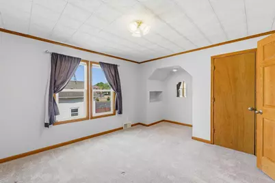 940 W 6th Avenue, Oshkosh, WI 54902 - Photo 21