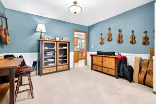 708 Yorkshire Rd, Neenah, WI 54956 - Photo 11