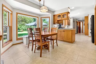 708 Yorkshire Road, Neenah, WI 54956 - Photo 17