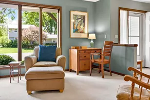 708 Yorkshire Rd, Neenah, WI 54956 - Photo 9