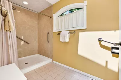 708 Yorkshire Road, Neenah, WI 54956 - Photo 31