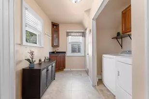 889 Dousman St, Green Bay, WI 54303 - Photo 21