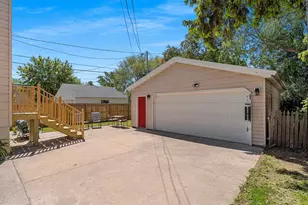 889 Dousman St, Green Bay, WI 54303 - Photo 43