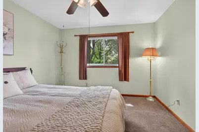 1000 Deerfield Avenue, Menasha, WI 54952 - Photo 11