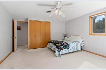 120 Iroquois Avenue, Green Bay, WI 54301 - Photo 37