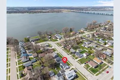 241 Sunset Drive, Menasha, WI 54952 - Photo 3