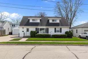 241 Sunset Dr, Menasha, WI 54952 - Photo 35