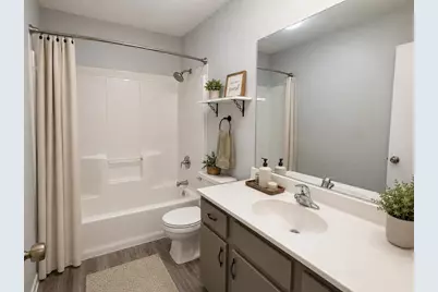 1743 Oshkosh Avenue, Oshkosh, WI 54902 - Photo 11