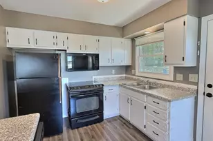 1743 Oshkosh Ave, Oshkosh, WI 54902 - Photo 7