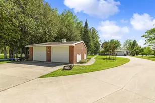 N971 River Dr, Menominee, MI 49858 - Photo 43