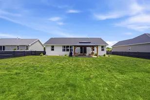 3308 Isaac Ln, Oshkosh, WI 54902 - Photo 31