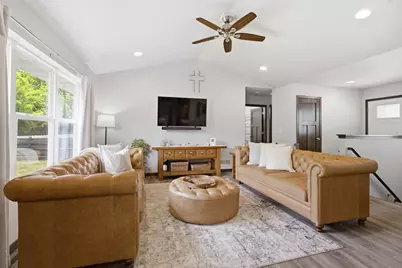 3308 Isaac Lane, Oshkosh, WI 54902 - Photo 5