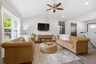 3308 Isaac Ln, Oshkosh, WI 54902 - Photo 5
